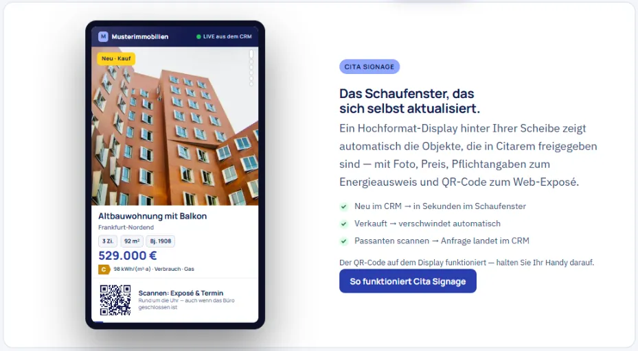 Objektdeck Signage: Live-Display mit Objekt, Energieklasse und QR-Code